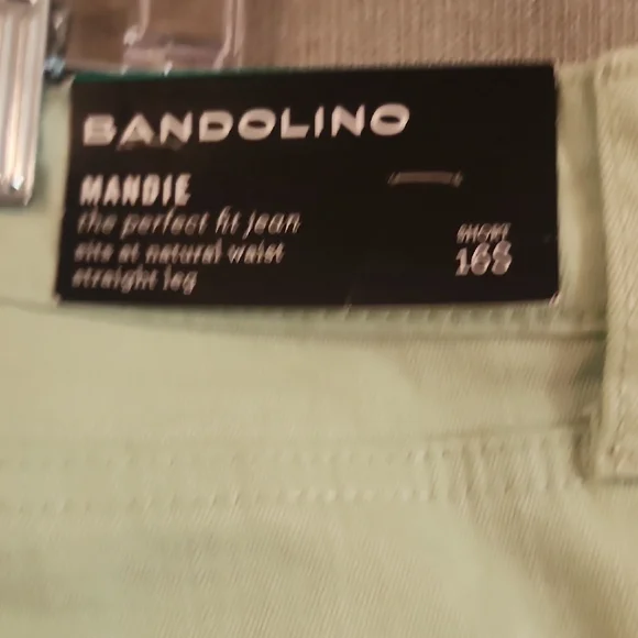 Bandolino Women's Jeans - Picture 4 of 4
